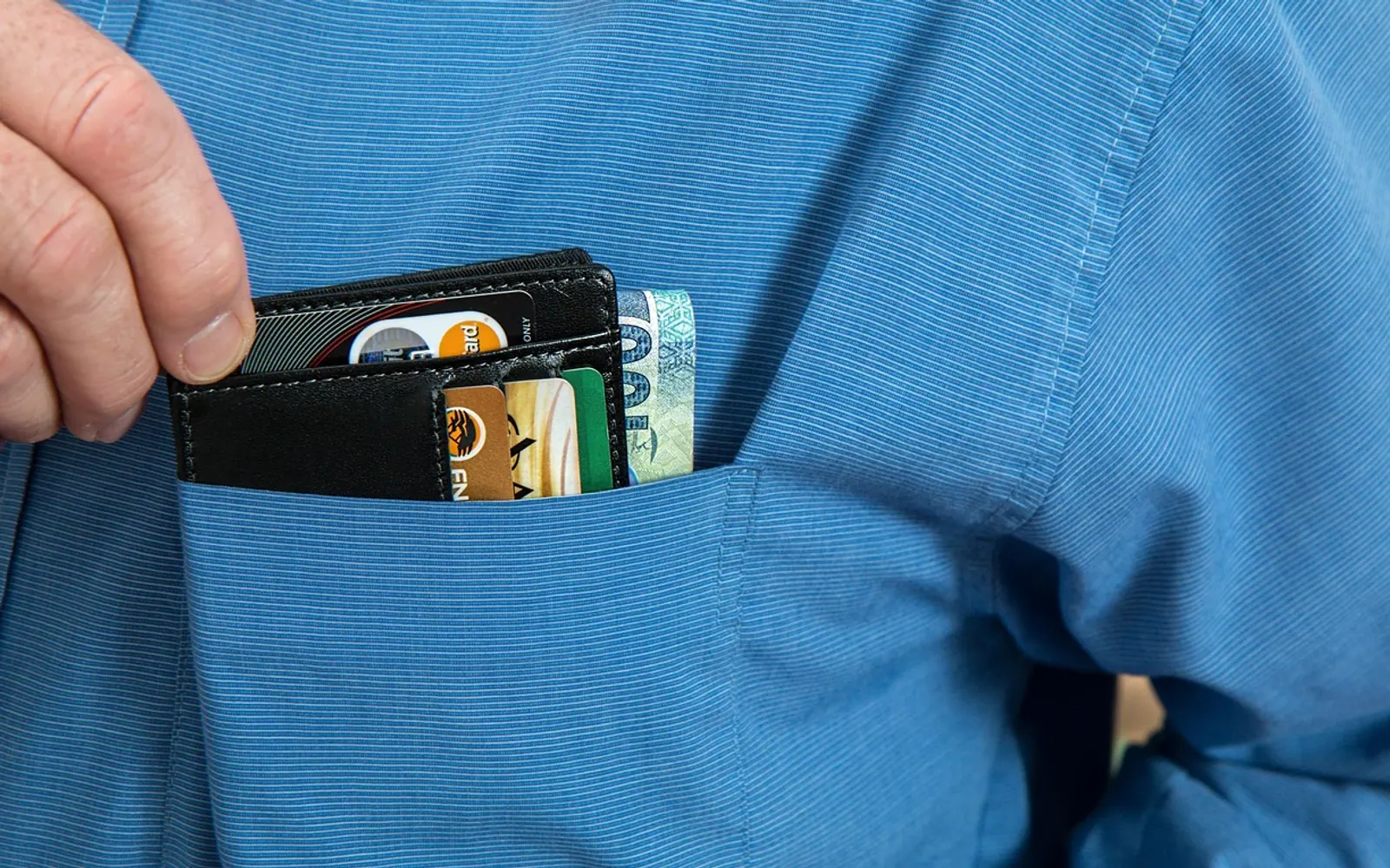 Wallet, credit card and cash