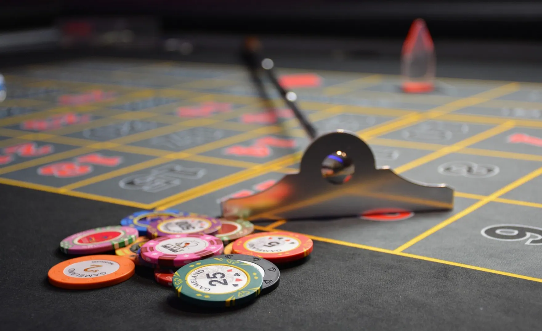 Poker, artículosdepoker and briefcase poker